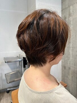 ヘア ルーナ バイ アプリーレ(hair lune by Aprire) 30代40代大人かわいい白髪染めショートスタイル