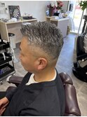 短髪スキンフェード七三アイロンパーマベリーショートメンズ