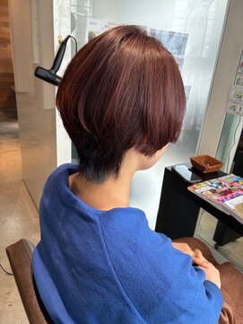 アンフィー(Amphi) ショートボブ