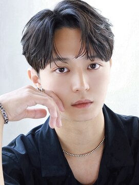アズ ワン(AS ONE) 韓国ヘアコンマバング韓国マッシュセンターパートフェザーパーマ