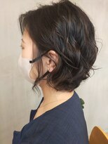 アヴリ(avli)&nbsp;【avli】束感ニュアンスショート　パーマ