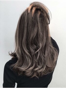 トルネード(TORNADO) チョコグレージュバレイヤージュ