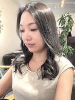 ライズ バイ レボ(RISE by REVO)&nbsp;ペールベージュセクションカラーグラデーションカラー外ハネボブ