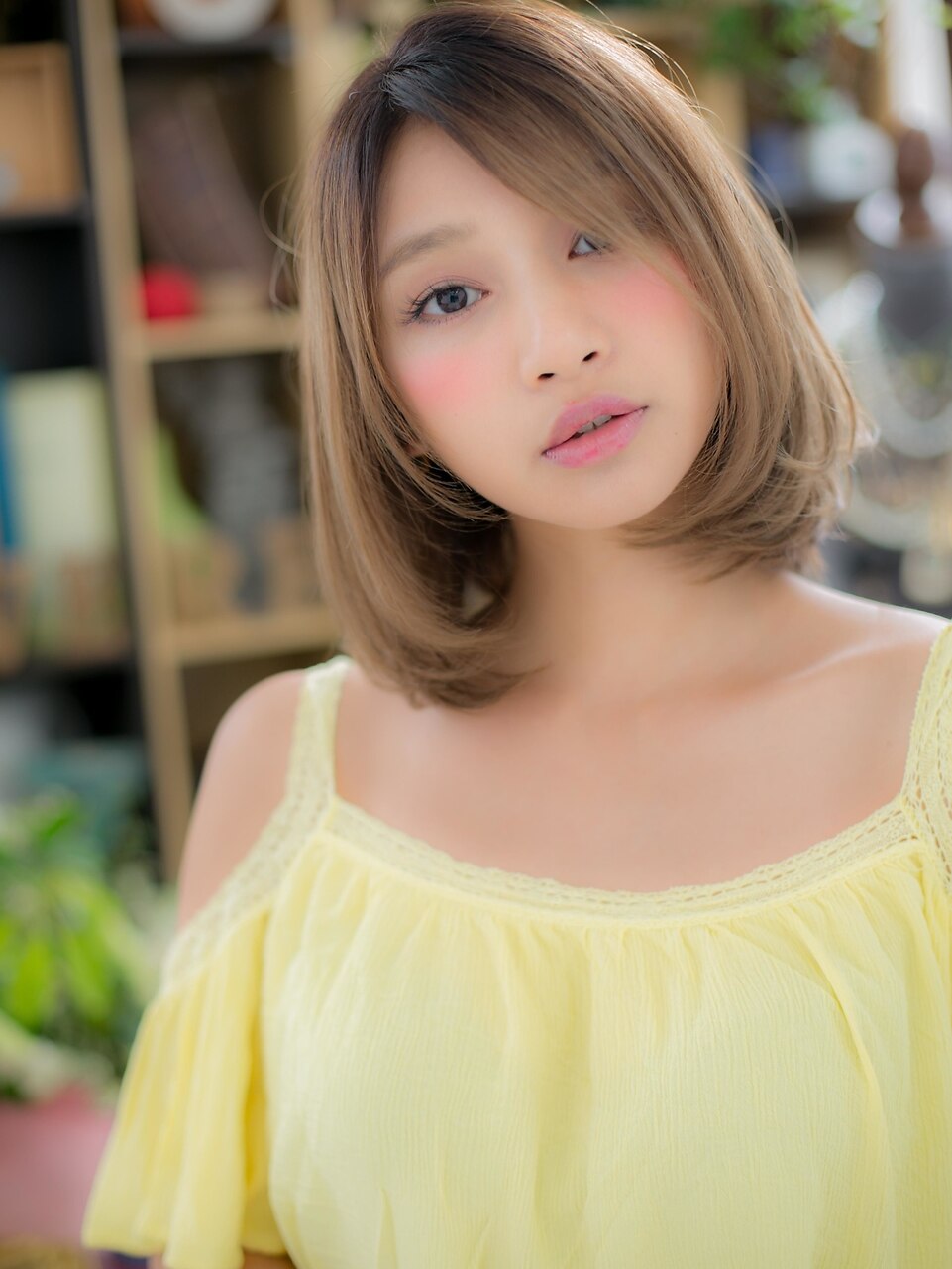 2025年-2026年冬】暖色系カラーの髪型・ヘアアレンジ｜人気順