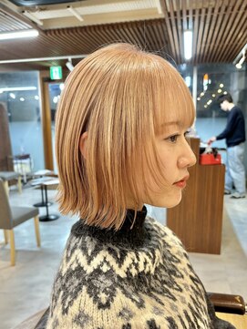 ブリッツ レボ(BLITZ-REVO) あやか流!ウルフボブ×ミルクティーカラー