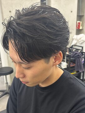 レボ 神宮寺店(Revo) フェザーパーマ