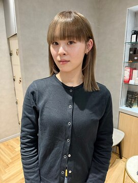 ジルバイジアン(JILL by GIEN) 透明感ブリーチカラースモーキーグレージュ