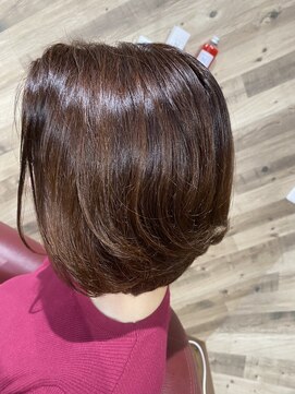 ルネッサンスヘアー ラファエロ(RAFFAELLO) 秋色　copper 艶カラー　ヘッドスパ　地肌と髪を整える