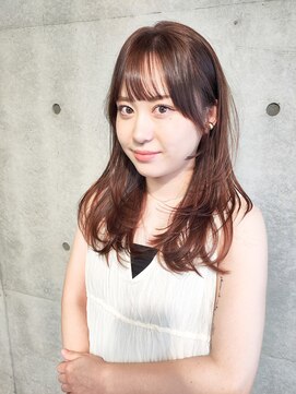 エンドット(en.) ロングレイヤー、顔周りカット 担当寺尾