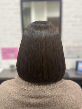 ベルシュヴー(belles cheveux) ボブ