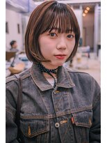 オルタナティブ(alternative) 前上がりボブ