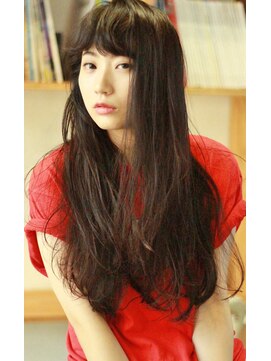 ドゥーア 代官山(Door) 不揃いなカールが重なるロングパーマヘアー