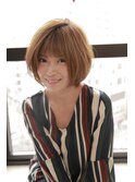 ベージュ