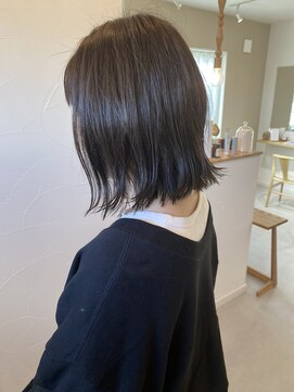 シェノン(chainon) 肩上切りっぱなしボブ