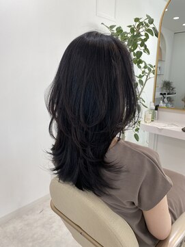 レミエ ダイカンヤマ(lemiie) キレイめのウルフカット☆コンサバウルフ