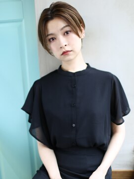 バース(BIRTH) 天神【BIRTH】愛され耳掛け×センターパート×ショート　16