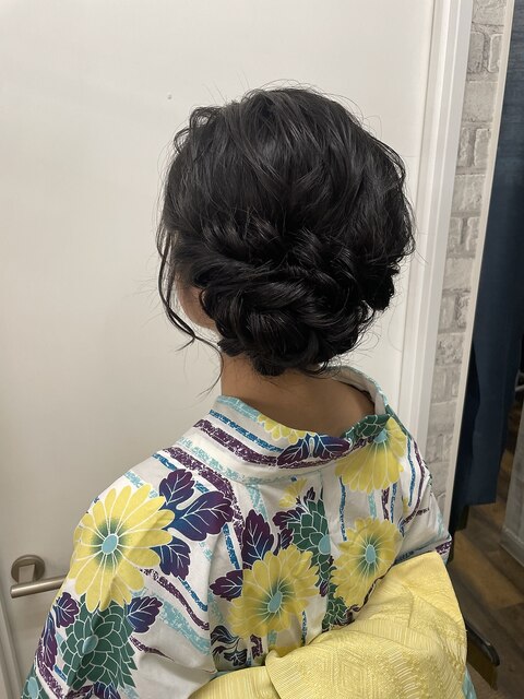 浴衣の着付けとヘアセット