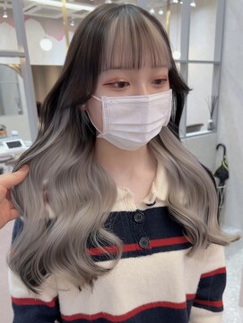 ロンド レア 天神大名店(Lond Le’a) インナーカラーイヤリングカラーダブルカラーベージュカラー韓国