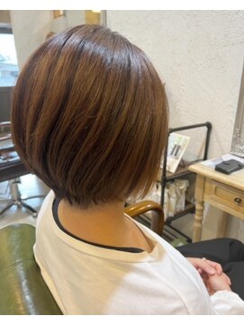 ヘアメイク リヴ(Hair Make Liv) くびれショート×極艶レイヤーショートボブ