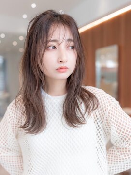 イオ 本厚木(io) レイヤーカット韓国くびれナチュラルカラー似合わせカット