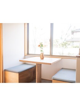 お子様連れのママにも好評のサロン♪ゆったりとしたサロンタイムをお過ごしいただけます☆