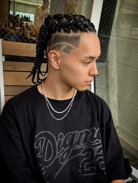 ビンゴ(BINGO) 1815渋谷メンズカット黒髪ツーブロック刈り上げマンバンヘア