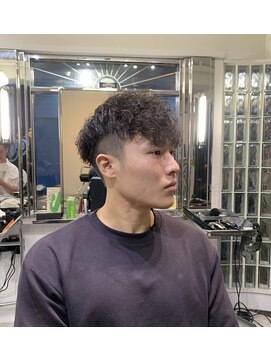 メリケンバーバーショップ フクオカ(MERICAN BARBERSHOP FUK) べリーショートダークアッシュニュアンスパーマ韓国マッシュ