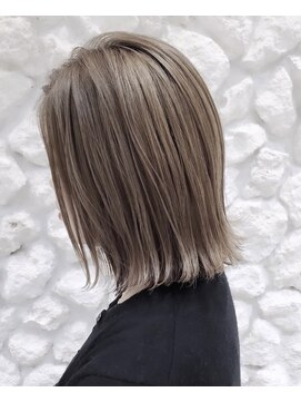 ヘアサロン エフ 渋谷(F) #アッシュベージュ　#ミルクティーベージュ　#レイヤーボブ