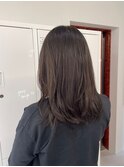 レイヤーカット×グレージュ