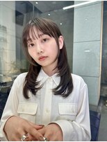 サンバレー(SUNVALLEY)&nbsp;綺麗め愛されローレイヤー小顔カットダークブラウン