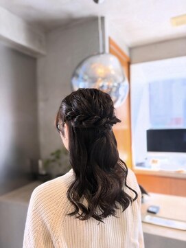 ニカイ(2F) ハーフアップ/大人ガーリー