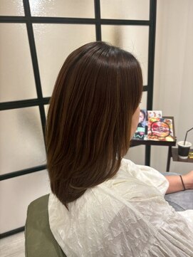 カミケンネオ(kamiken.neo) うる艶ミディアムレイヤーカット【カミケンネオ/郡山市朝日】