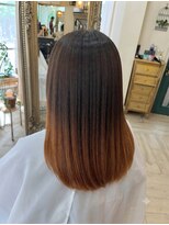 ソレイユ 新宿御苑前 (SOLEIL)&nbsp;まとまりの良い艶髪ストレート