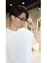メイキー メンズ 本厚木(MA-IKI)&nbsp;刈り上げツーブロックアップバングショートメンズヘア