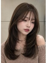 ベル 新宿(Belle)&nbsp;レイヤーカット　ハッシュカット　ミントベージュ　韓国ヘア新宿