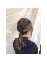 モカ ヘアーデザイン(moca HAIR DESIGN)&nbsp;カジュアルなポニーテール