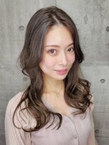ヘアリゾート粋 ウナム 新宿東口店(enam)&nbsp;【銀座店：櫻本このみ】ヨシンモリ×オリーブグレージュ【新宿】