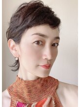 シェヴー(Cheveux) くせ毛をいかしたショートウルフ