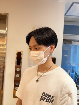 エクリ 麻布十番(equri) ニュアンスセンターパート