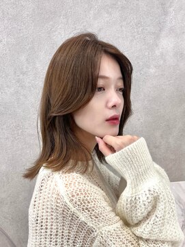 ロンド フィーユ(Lond fille) 柔らかベージュ×流れる韓国顔周りカット