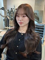 エインアンリー 明治神宮前(AIN.ANLY.)&nbsp;着物メルティカラーくびれロング似合わせカットロングレイヤー