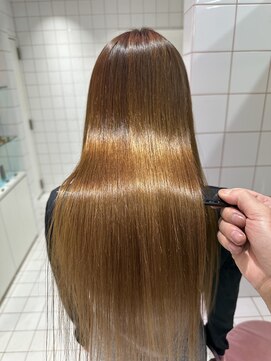 ロンドルーチェ 心斎橋(Lond luce) ダークアッシュ/ミディアムレイヤーカット［髪質改善/縮毛矯正］