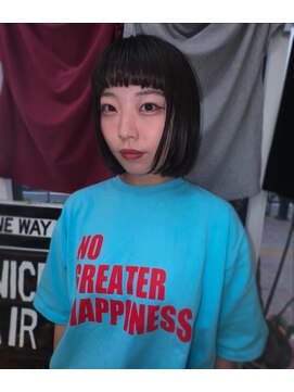 ベニス(VENICE) 前上がりボブ