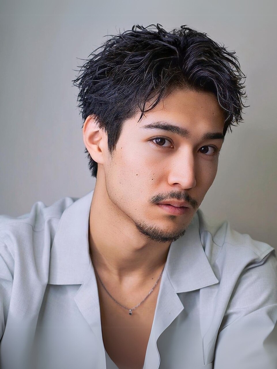 カット＋眉カット＋皮脂除去シャンプー　\5000