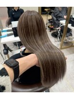 ロンド レア 天神大名店(Lond Le’a) ケアブリーチを使用したダメージレスな高明度カラー