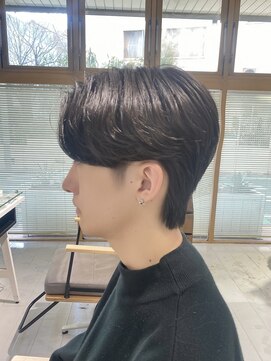 ネオリーブウリ 二子玉川店(Neolive uri) サーフカール刈り上げセンターパートリバースセンターパート