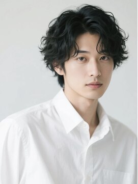 エイチ メンズ(H) マッシュウルフスペインカールパーマスキンフェードフェード