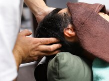 バーバーバー 都賀(BARBER-BAR)の雰囲気(【筋膜リリース】滞った血流と老廃物を流し、健康な毛髪づくり)