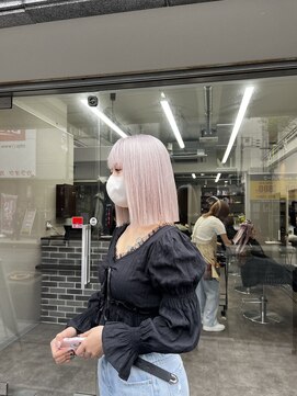 エミーバイモアムー(Emmie byMoremuu) 【青木　淳】ホワイトカラー/ハイトーン/ハイブリーチ