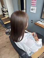 レアレア ヘアアンドライフ(LeaLea)&nbsp;黒髪/クラゲヘアー/オリーブグレー/小顔/ココアベージュ/伊丹